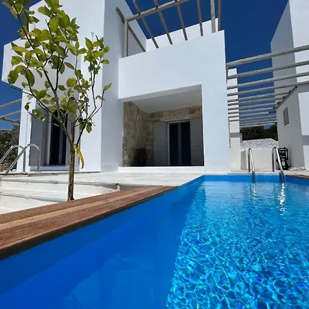 Villa White